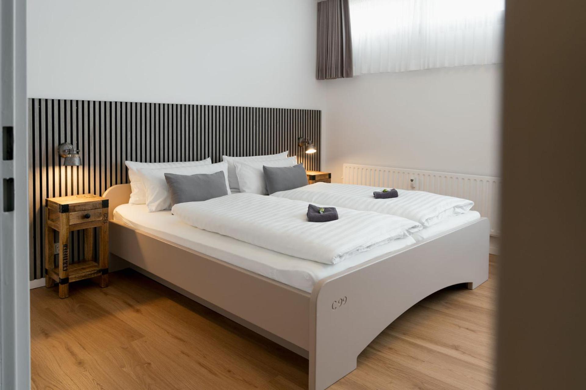 Doppelzimmer mit eigenem externen Bad