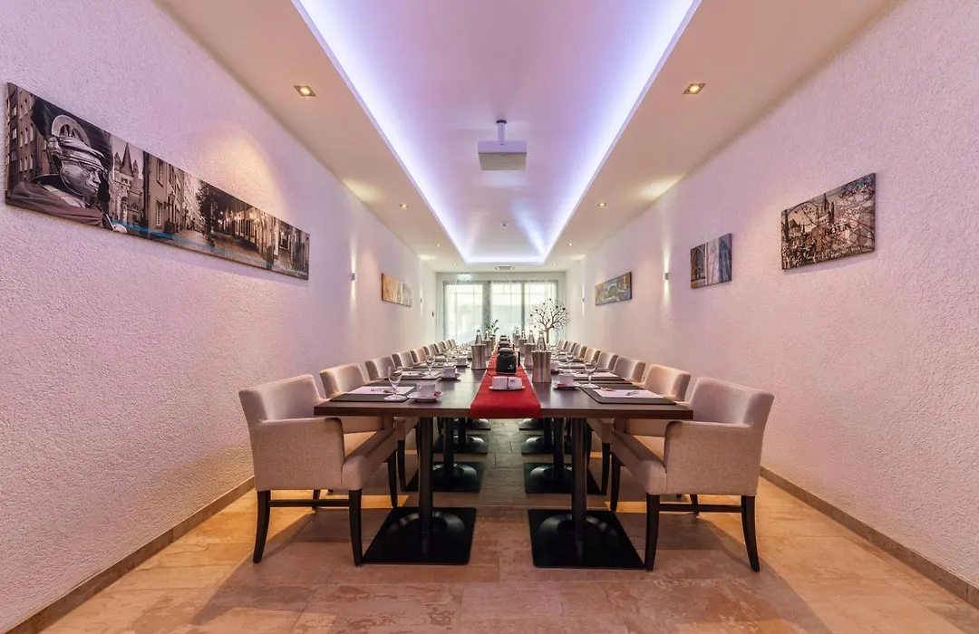 Cityclass Hotel Am Dom-1