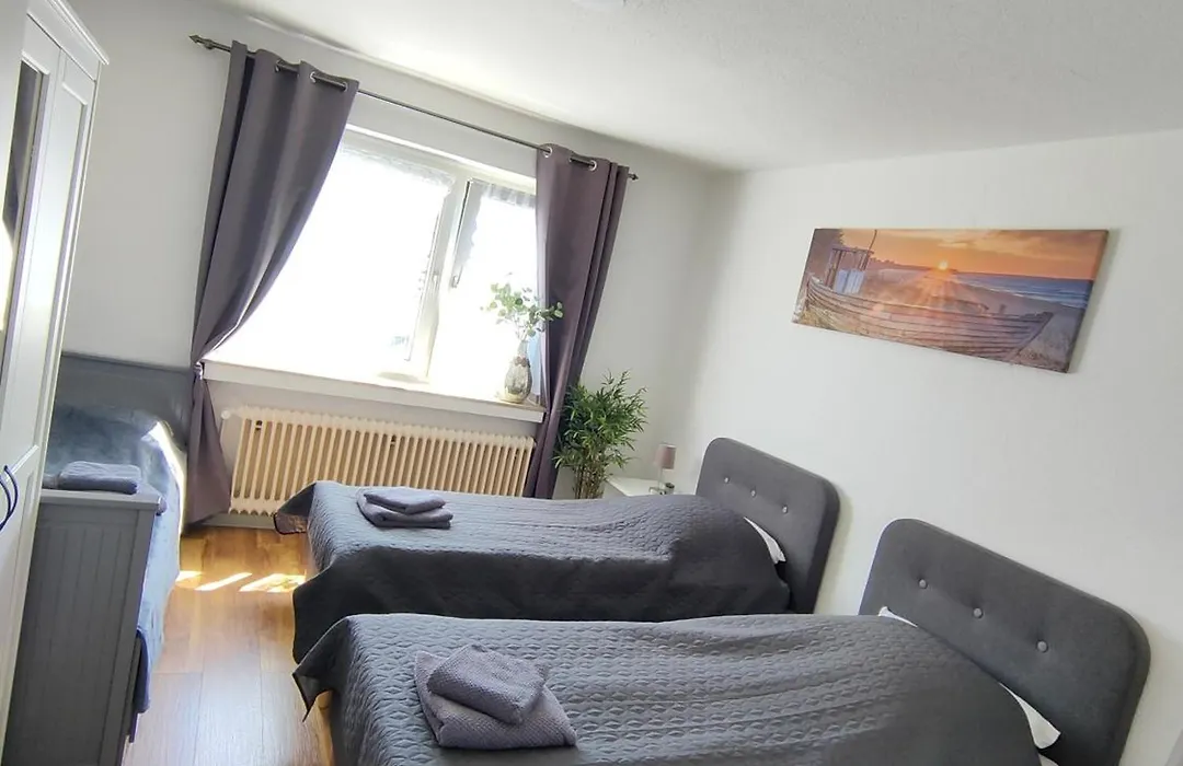 Large Central Apartment - Modern & Fully Equipped - Near Fair-1