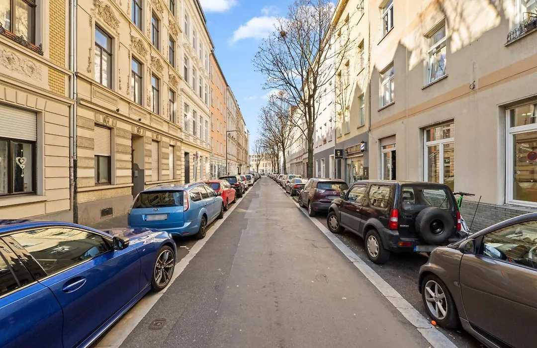 Privates City-Apartement nah der Messe und LanxessArena-1