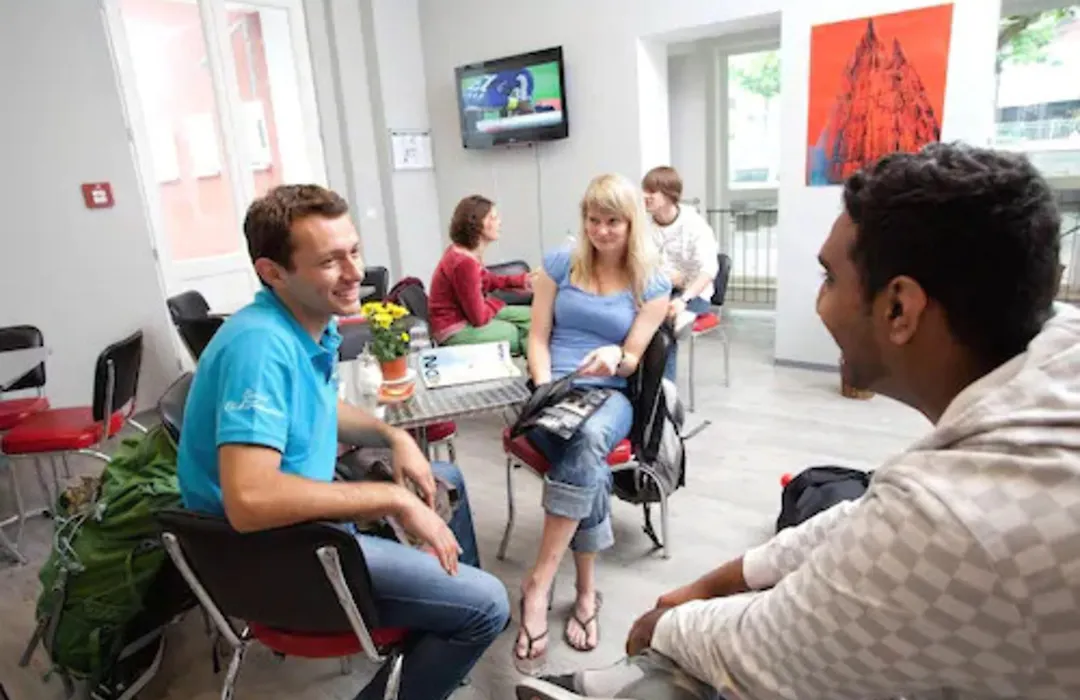 Pathpoint Cologne - Backpacker Hostel-1