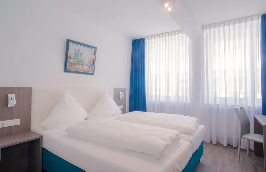 Haus Am Dom - Apartments Und Ferienwohnungen-1