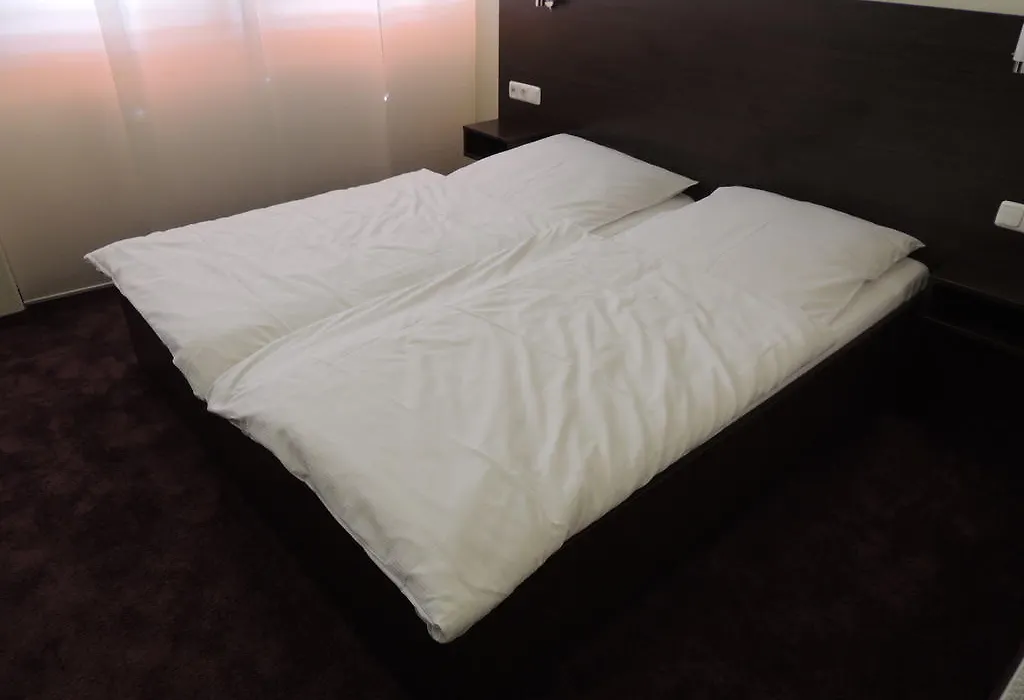 Aaa Budget Hotel-1