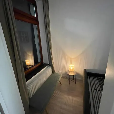 Retro Appartement Im Herzen Von Koeln Deutz-3