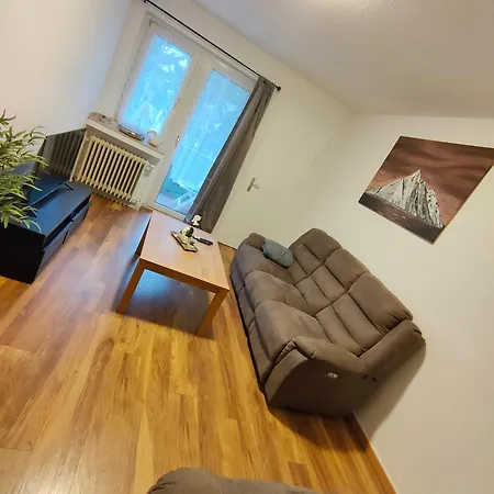 Large Central Apartment - Modern & Fully Equipped - Near Fair-3