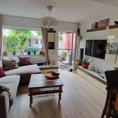 Haus mit Garten, 20 min. zum Dom&Messe (Bus/Bahn)-3