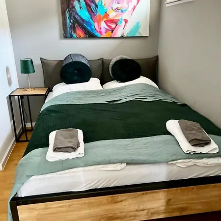 Apartment-City-3