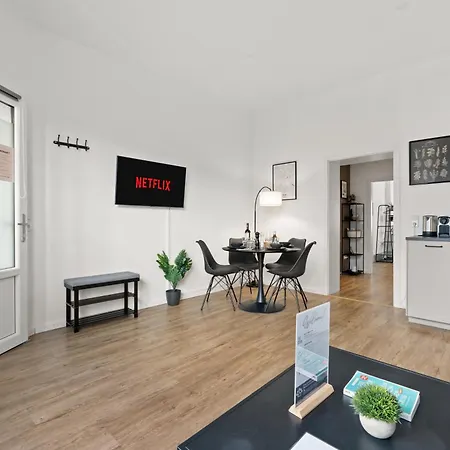 Privates City-Apartement nah der Messe und LanxessArena-3