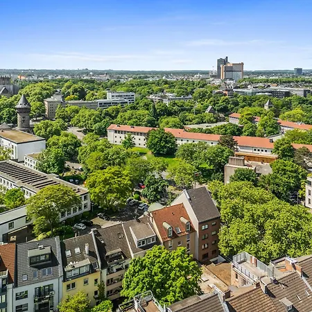 Cozy Cologne Premium Apartment With Free Parking! New!-2