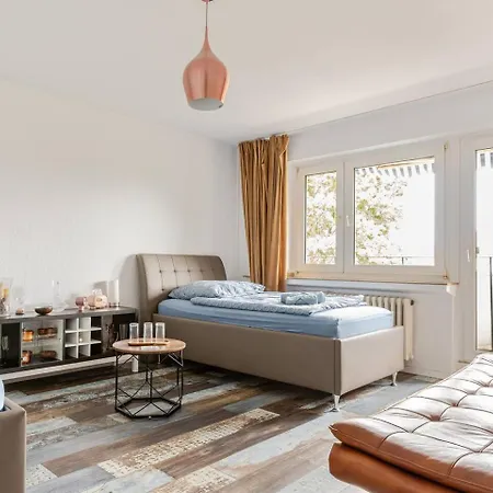 Zimmer mit Flair Köln-Messenähe-3