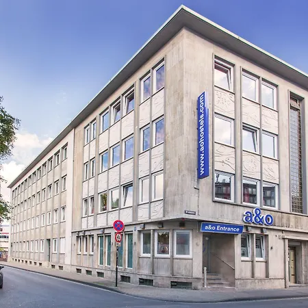 A&O Koeln Hauptbahnhof-2