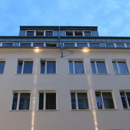 Haus Am Dom - Apartments Und Ferienwohnungen-3