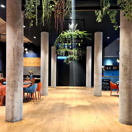 Koncept Hotel International-3