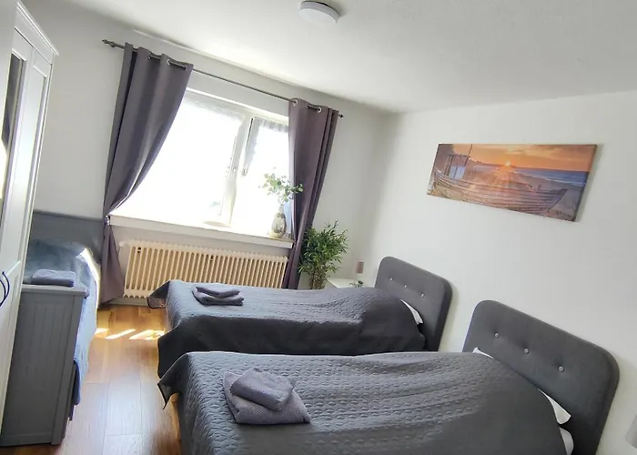 Large Central Apartment - Modern & Fully Equipped - Near Fair Köln, Deutschland
