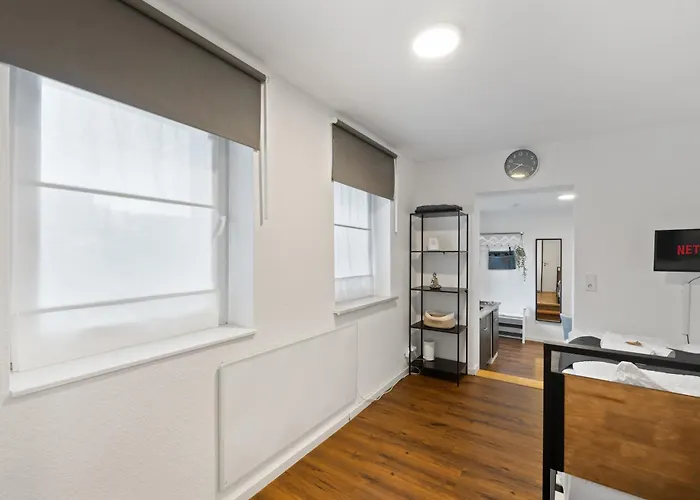 Modernes Apartement am Rhein in ruhiger Lage Köln, Deutschland