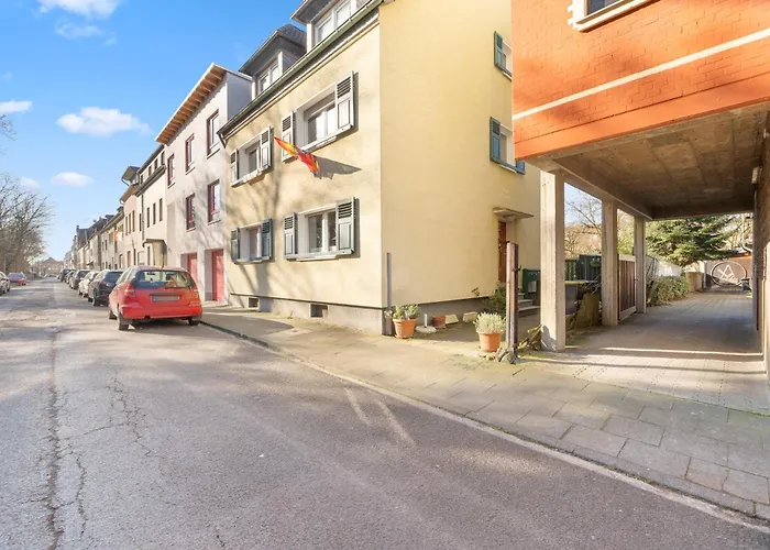 Modernes Apartement am Rhein in ruhiger Lage