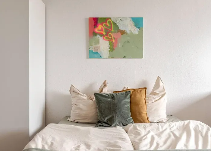 Schoenes Apartment Mit Parkplatz & 24H Checkin 1