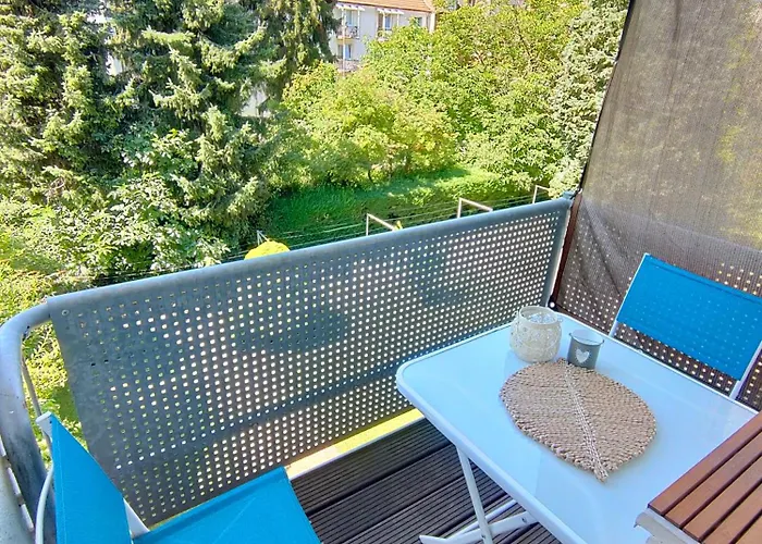 Large Central - Modern & Fully Equipped - Near Fair