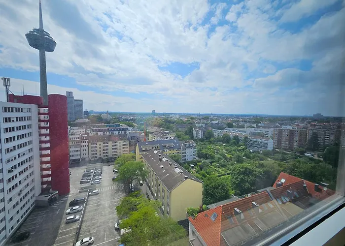 Ehrenfeld - Bright 32m2 Flat