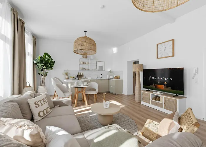 Park Avenue Apartments - Dom Mit Stil - Kueche - Parkplatz - Wlan - 65 Zoll Tv - Netflix Keulen, Duitsland