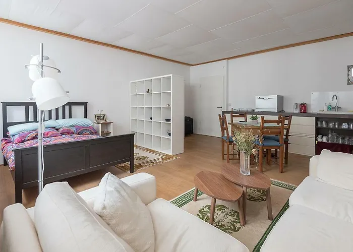 Apartment in der Yogaschule Köln, Deutschland